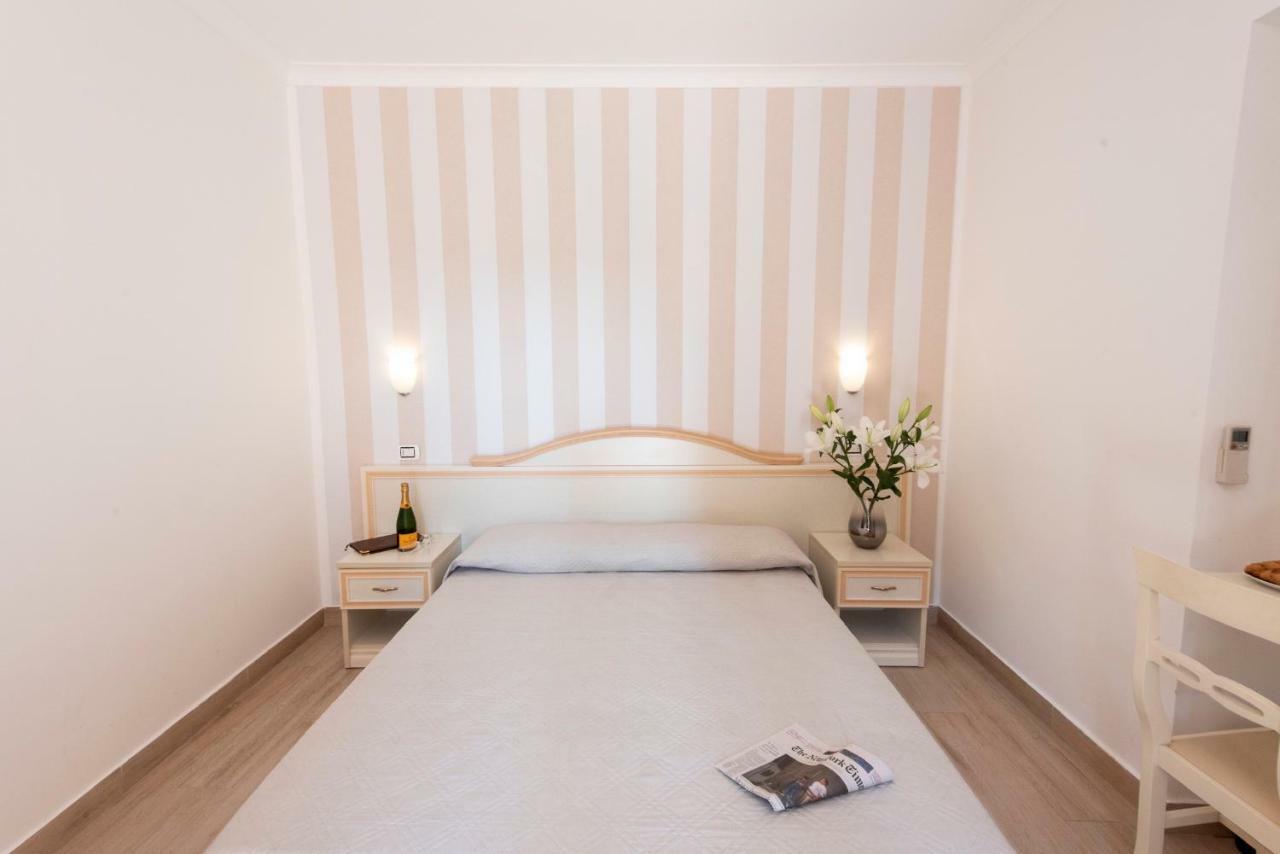 La Suite Di San Pietro Rome Exterior photo